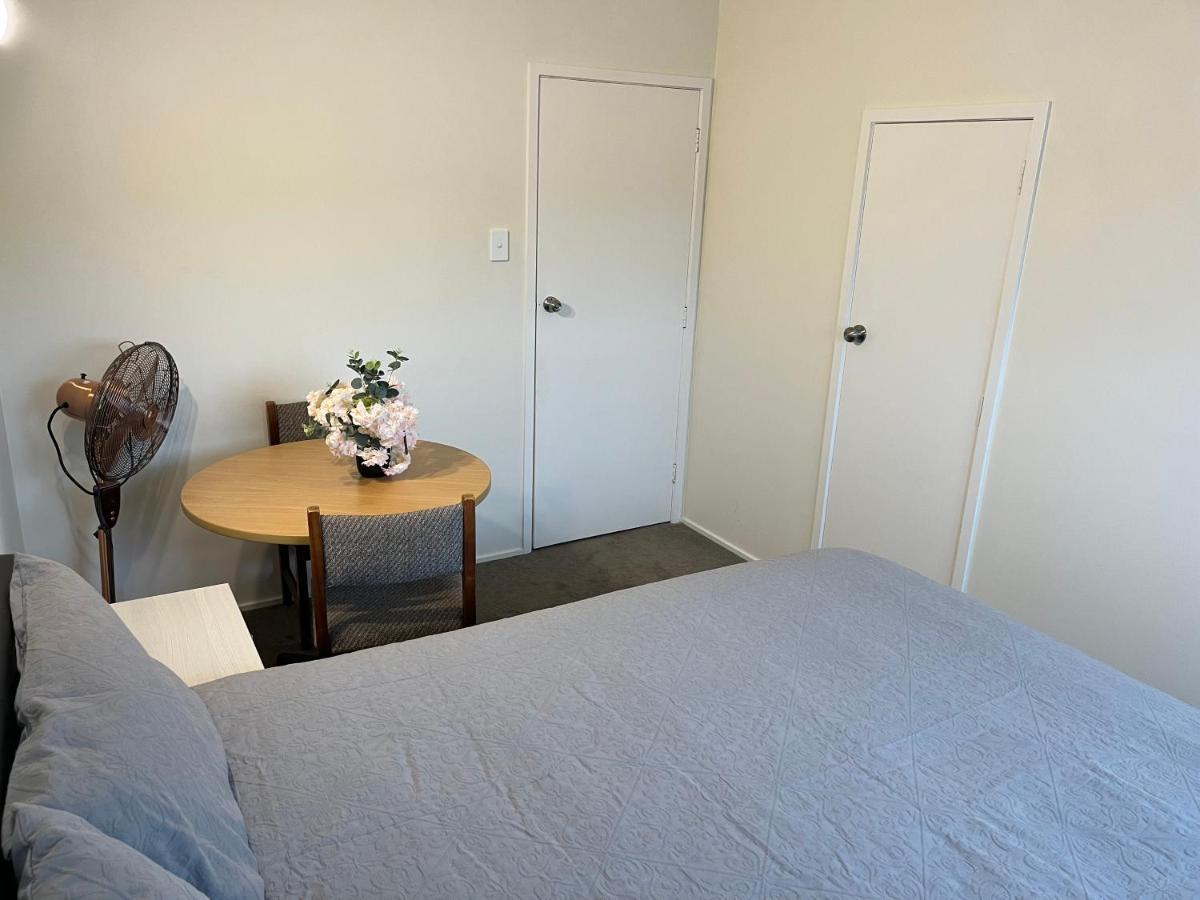 Hillcrest Homestay, Northshore, Окленд Экстерьер фото